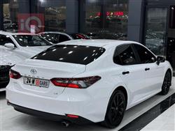 تۆیۆتا کامری